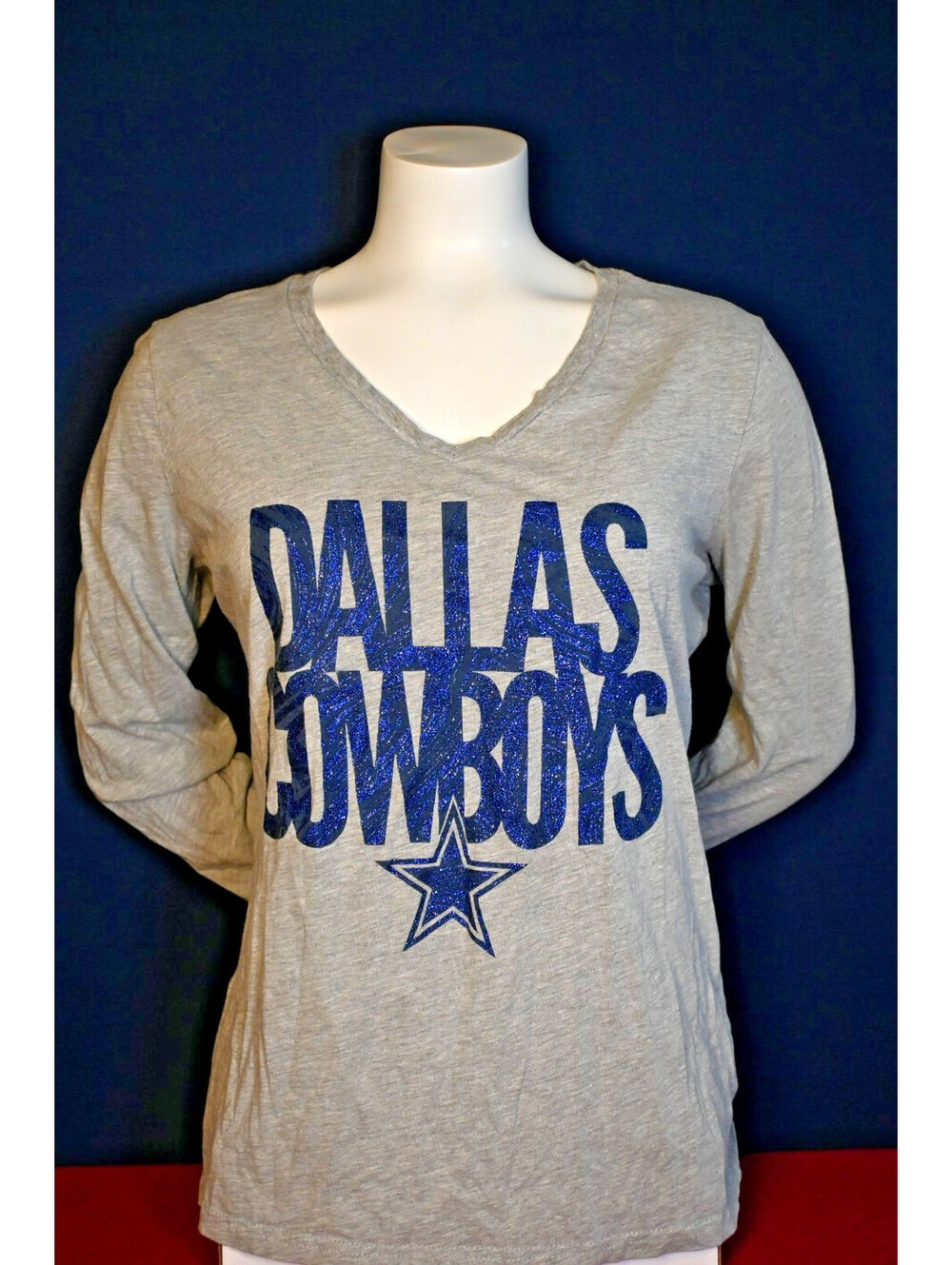 Dallas Cowboys Women's Shirt Large Glitter Graphic Long Sleeve V-Neck NFL